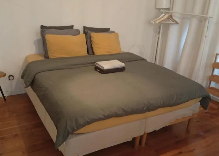 Daire Elegant Close To Champs-elysees Paris